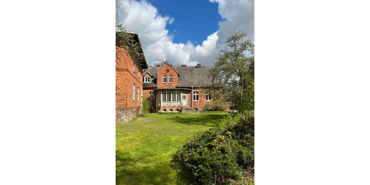 Einfamilienhaus Gardelegen OT Jäventiz Jäventiz - 16 Zimmer, 375 m&sup2;, 239.000&euro; | Angebot:26313359