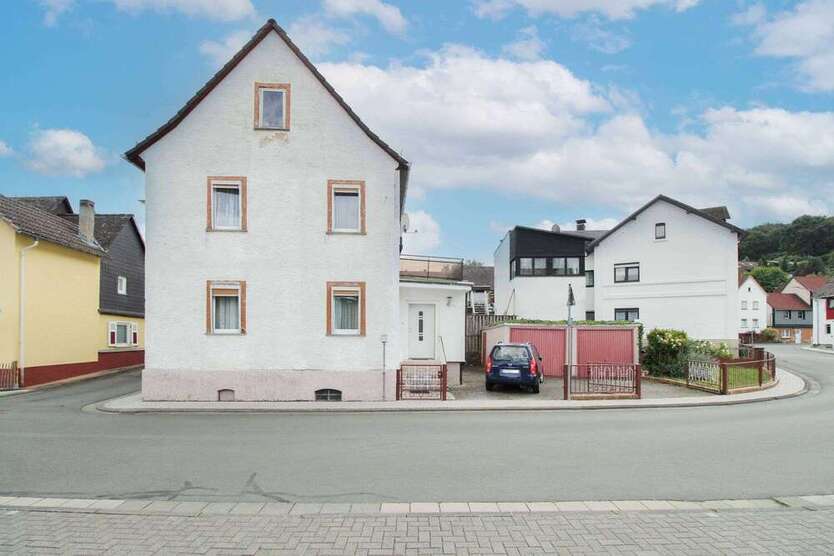 Haus zum Kaufen in Solms 189.000 € 112.22 m²