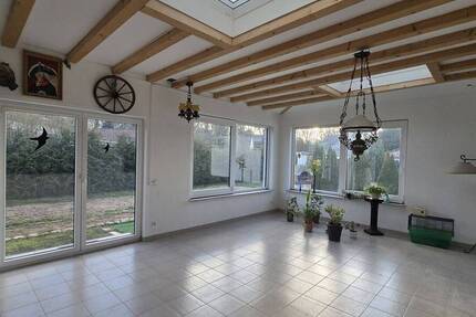 Haus Schönefeld - 4 Zimmer, 170 m&sup2;, 1.990&euro; | Angebot:26765239