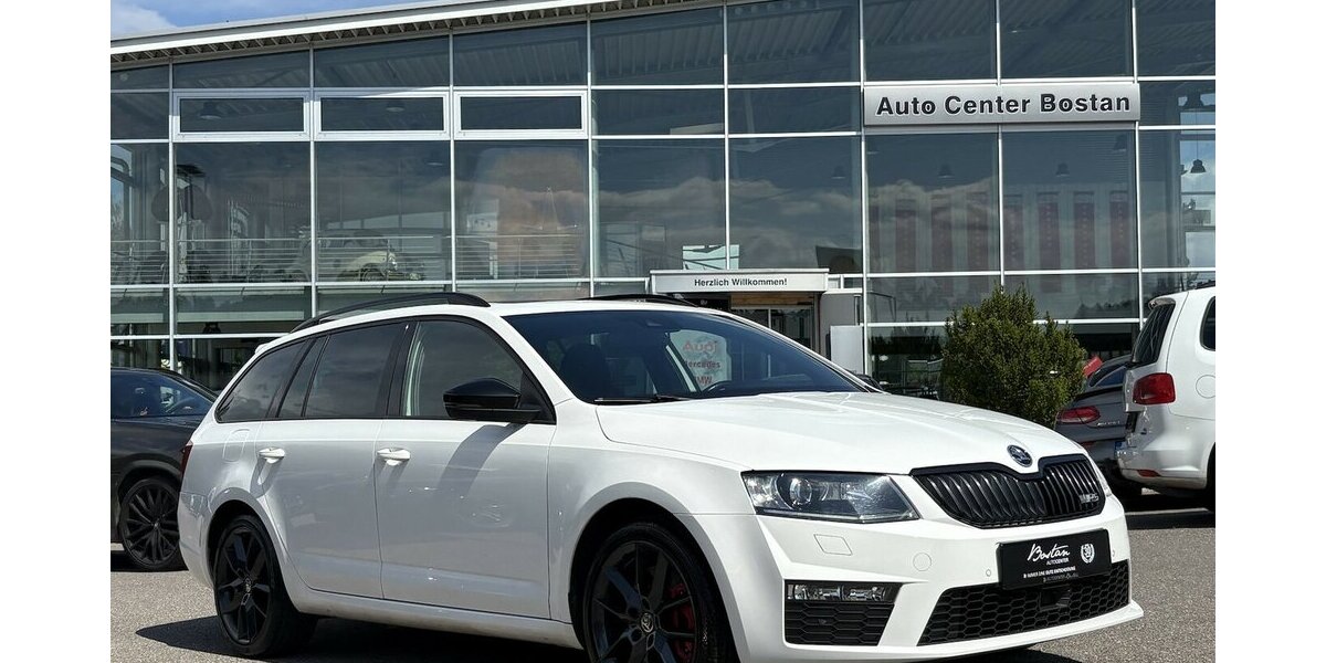 Skoda Octavia 2.0 TDI RS PANORAMA/NAVI/AHK/4xSHZ/DSG 126.738 km 14.900 &euro; Villingen-Schwenningen 78054