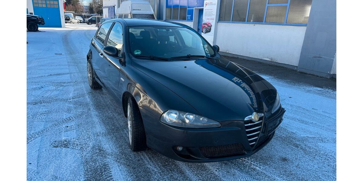 Alfa Romeo 147 235.000 km 1.499 &euro; München 81737