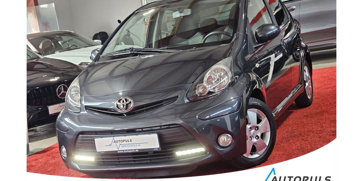 Toyota Aygo (X) 67.000 km 6.999 &euro; Wörth am Rhein 76744
