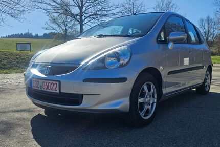 Honda Jazz 113.000 km 2.980 &euro; Breitenbrunn/OT Rittersgrün 08359