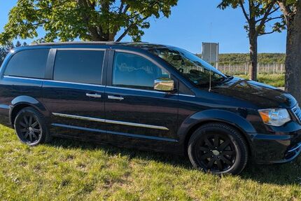 Chrysler Grand Voyager 124.000 km 15.500 &euro; Rümmelsheim 55452
