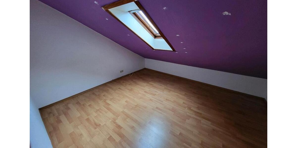 Dachgeschoßwohnung Malsch - 2 Zimmer, 35 m&sup2;, 90.000&euro; | Angebot:24795811