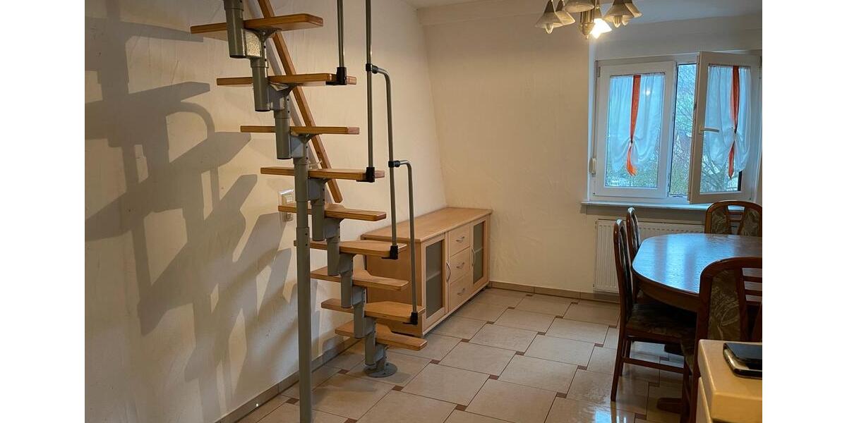 Etagenwohnung Waldkirch - 5 Zimmer, 91 m&sup2;, 1.350&euro; | Angebot:26384414