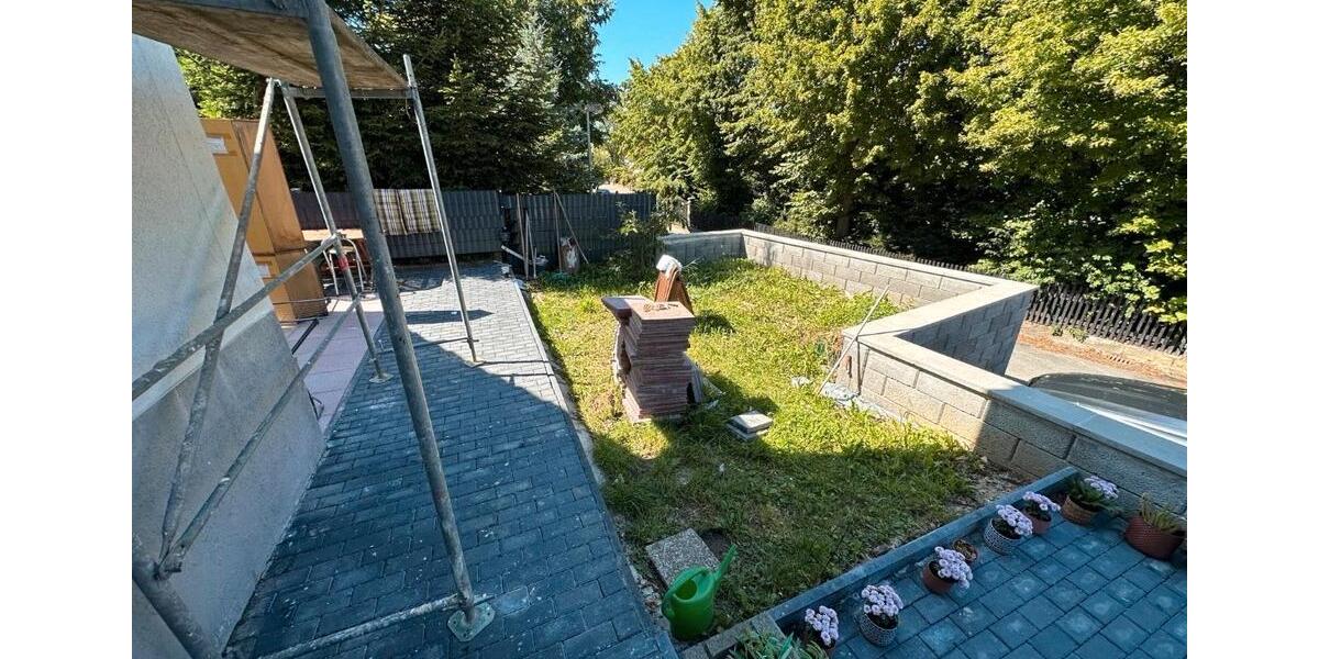 Doppelhaushälfte - 8 Zimmer, 110 m&sup2;, 97.999&euro; | Angebot:27002053