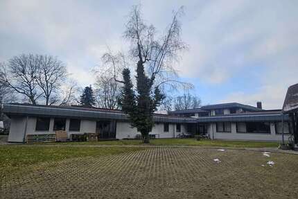 Büro in Weingarten 2.600.000 € 1490 m² zimmer