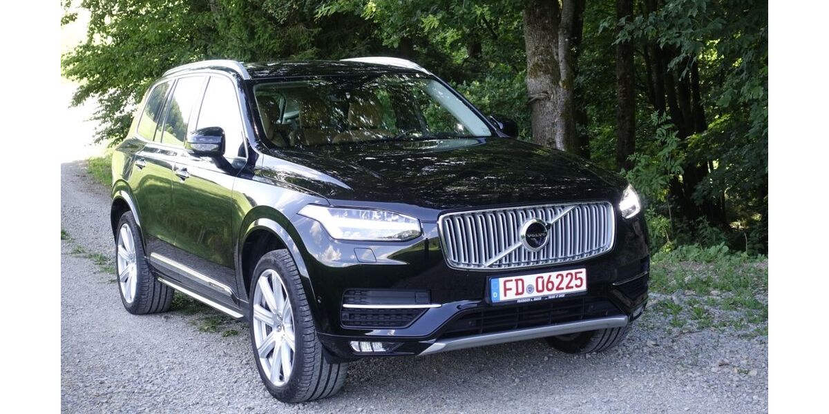 Volvo XC90 141.800 km 26.990 &euro; Fulda 36043
