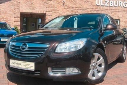 Opel Insignia 218.661 km 4.900 € Henstedt Ulzburg(20 km nördlich von HH-direkt an der A7) 24558