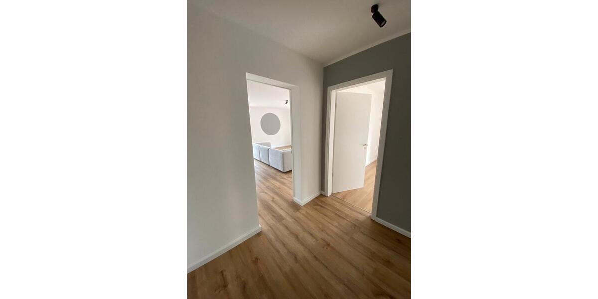 Etagenwohnung Erkner - 2 Zimmer, 63 m&sup2;, 980&euro; | Angebot:25992862