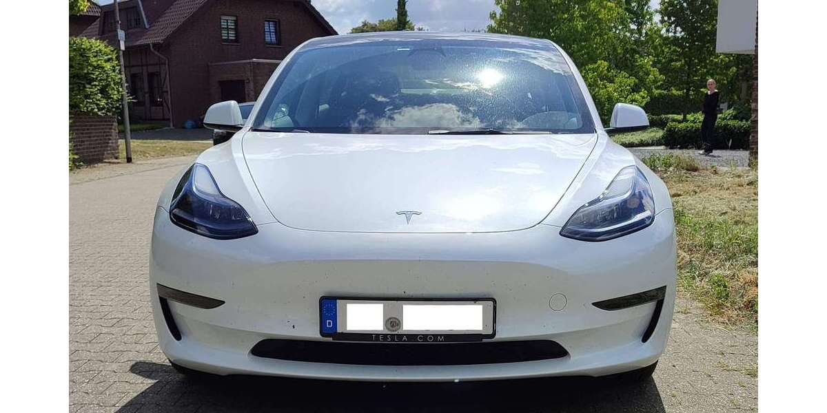 Tesla Model 3 45.000 km 29.990 &euro; Gangelt 52538