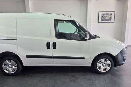 Opel Combo 100.000 km 4.990 &euro; Asperg 71679