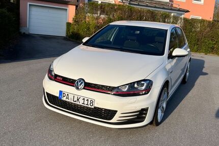 VW Golf 90.000 km 16.800 &euro; Ruderting 94161