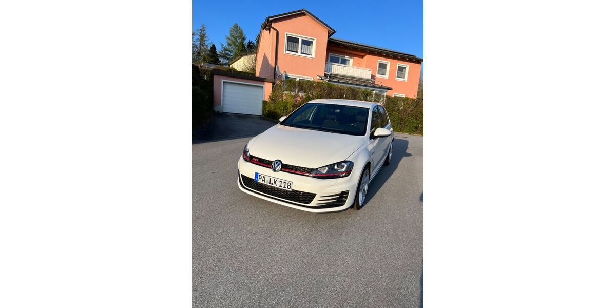 VW Golf 90.000 km 16.800 &euro; Ruderting 94161
