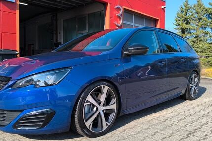 Peugeot 308 150.000 km 9.980 &euro; Schwarzenberg 08340