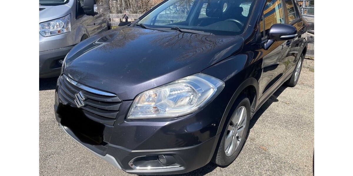 Suzuki (SX4) S-Cross 99.565 km 6.999 &euro; München 81929