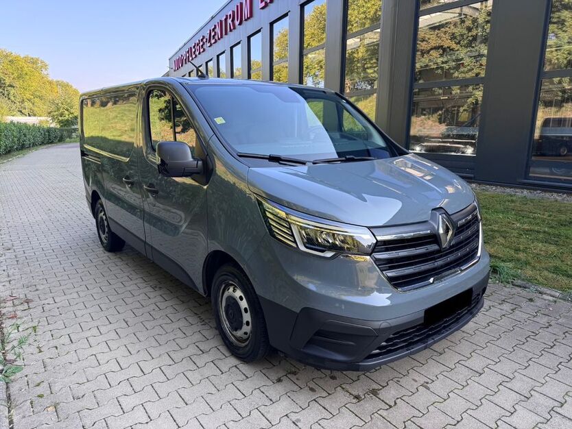 Renault Trafic 44.000 km 16.499 € Lahr 77933