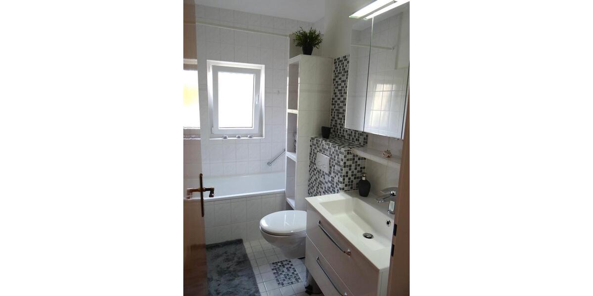 Etagenwohnung Bruchköbel - 3 Zimmer, 77 m&sup2;, 1.000&euro; | Angebot:26671589