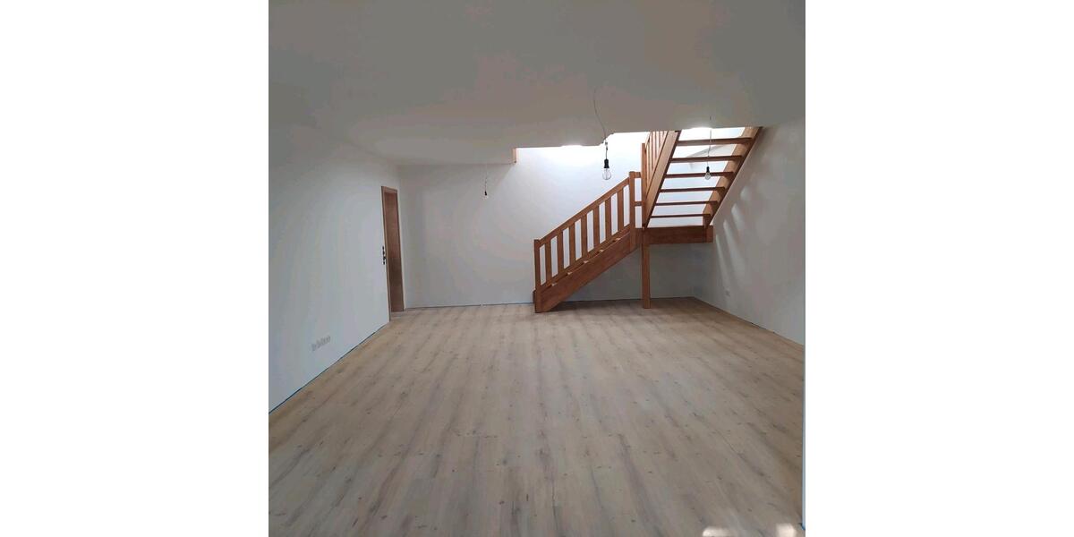 große helle 3 Zimmer- Galeriewohnung 3 zimmer