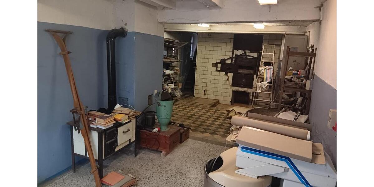 Mehrfamilienhaus, Wohnhaus Sangerhausen - 8 Zimmer, 200 m&sup2;, 60.000&euro; | Angebot:26310540