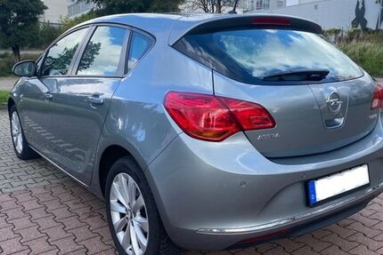 Opel Astra 67.000 km 6.600 &euro; Wuppertal 42349