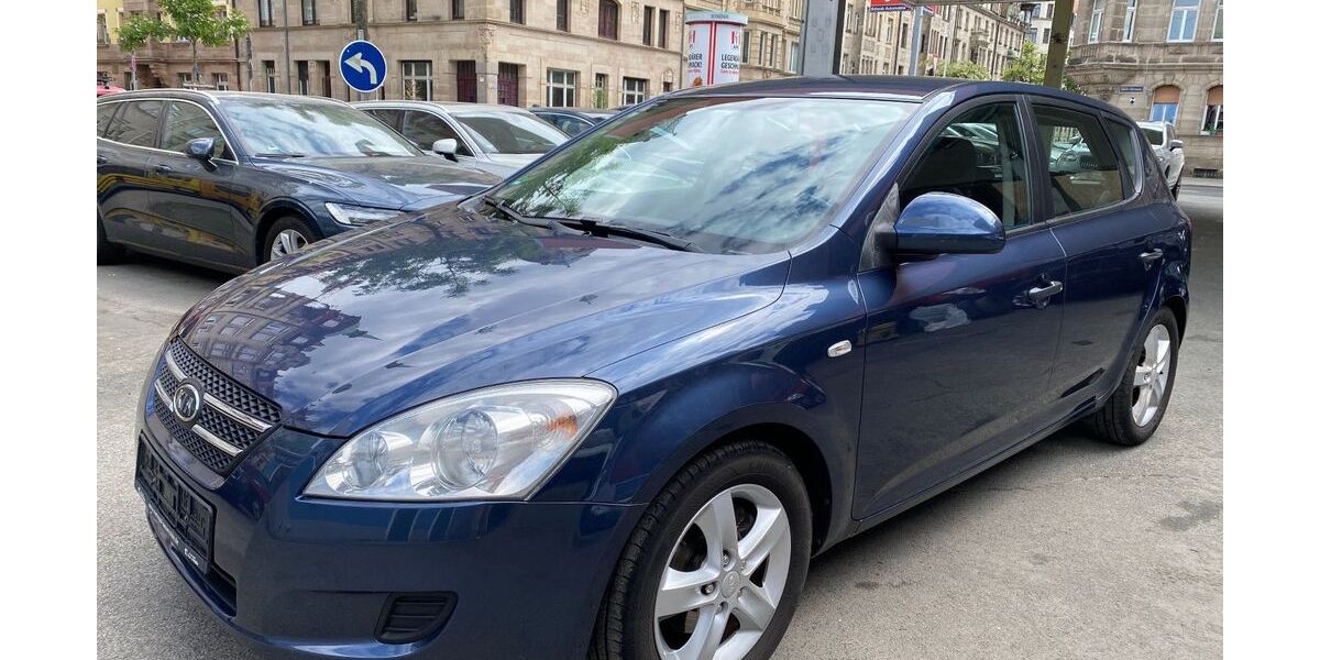Kia ceed / Ceed 222.907 km 1.590 &euro; Fürth ( bei Nürnberg ) 90762