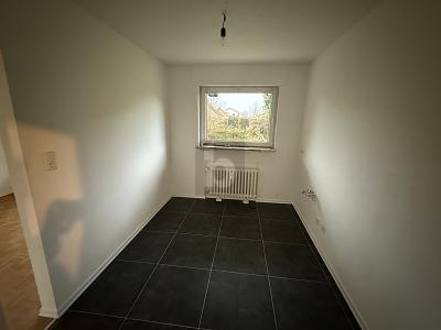 SANIERT UND VOLL VERMIETET SORGENLOS INVESTIEREN - Mehrfamilienhaus, Wohnhaus Hiddenhausen | Angebot:27229315