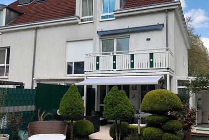 Haus Castrop-Rauxel Becklem - 4 Zimmer, 100 m&sup2;, 419.850&euro; | Angebot:26256299