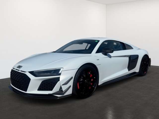 Audi R8 5.350 km 215.990 € Waldshut-Tiengen 79761