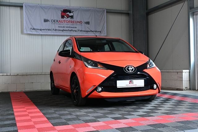 Aygo (X)