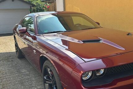 Dodge Challenger 44.000 km 27.900 € Lichtenau 77839