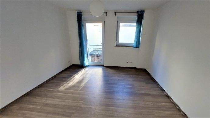 Etagenwohnung Weiden in der Oberpfalz Weiden - 4 Zimmer, 153 m&sup2;, 1.450&euro; | Angebot:26410304