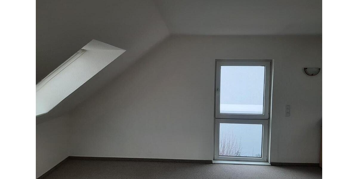 Dachgeschoßwohnung Göttingen Oststadt - 1 Zimmer, 40 m&sup2;, 450&euro; | Angebot:25225910