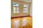 EXKLUSIVE Wohnung mit Parkett, Fußbodenheizung, Balkon und Lift!!!