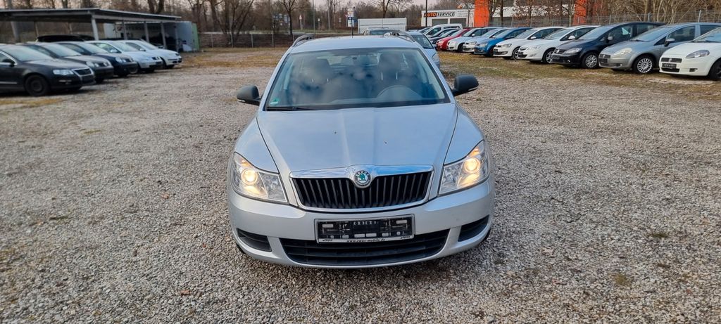 Skoda Octavia 122.300 km 4.700 &euro; Sulzbach-Rosenberg. 92237