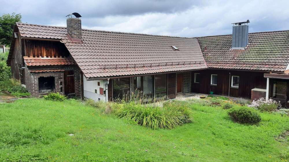 Einfamilienhaus Grafenau Frauenberg - 7 Zimmer, 275 m&sup2;, 265.000&euro; | Angebot:22042652