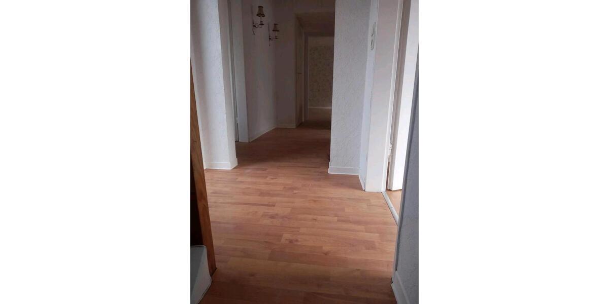 Mehrfamilienhaus, Wohnhaus Ludwigshafen am Rhein Edigheim - 14 Zimmer, 250 m&sup2;, 2.500&euro; | Angebot:24313279