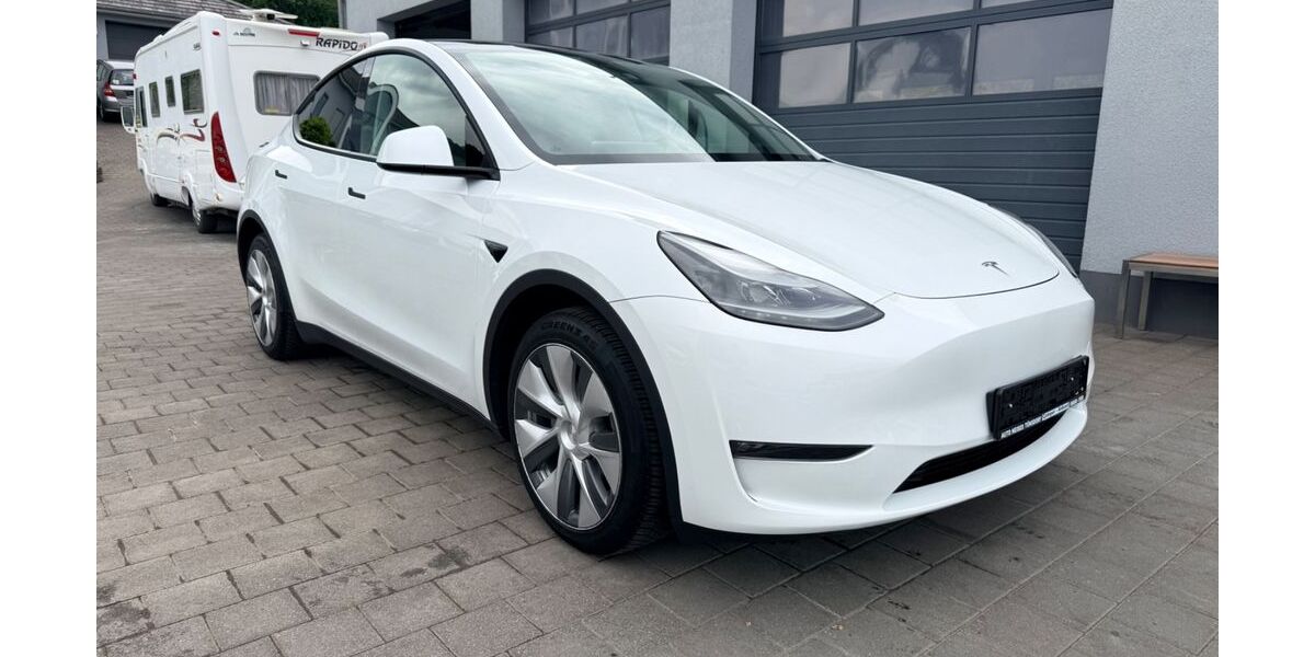 Tesla Model Y 115.000 km 28.449 &euro; Tünsdorf 66693