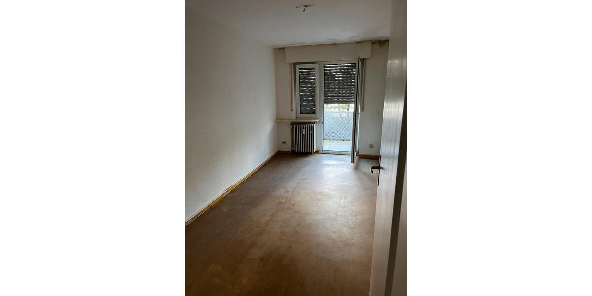 Hochparterre Darmstadt Bessungen - 4 Zimmer, 90 m&sup2;, 450.000&euro; | Angebot:27142684