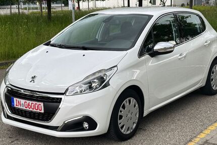 Peugeot 208 135.000 km 8.600 &euro; Ingolstadt 85057
