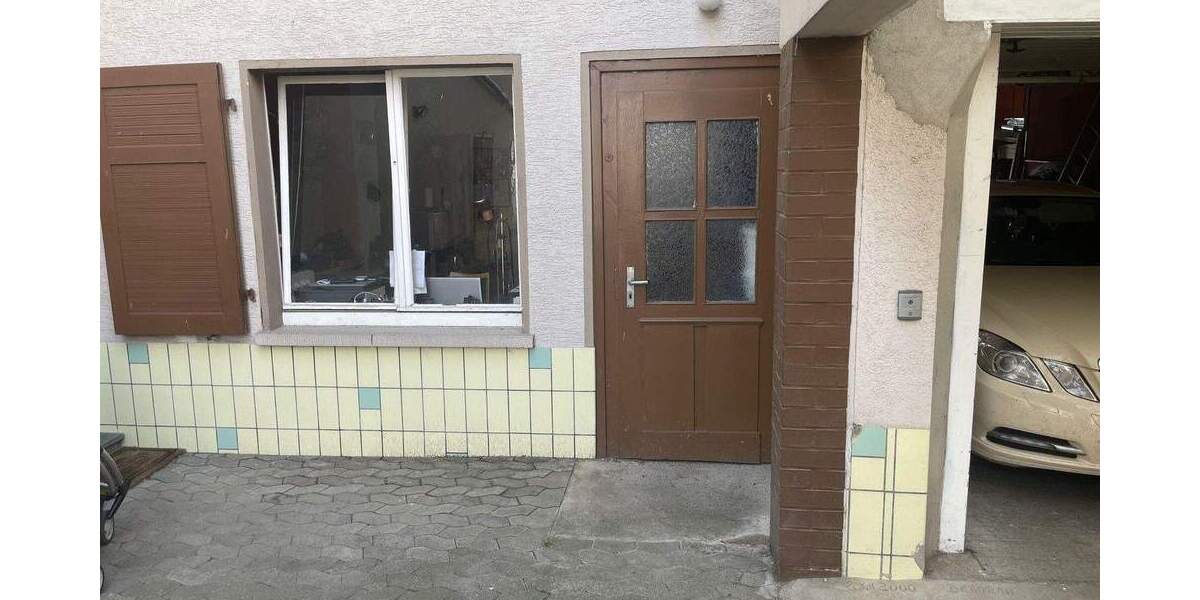 Mehrfamilienhaus, Wohnhaus Buseck Alten-Buseck - 7 Zimmer, 280 m&sup2;, 309.000&euro; | Angebot:25782526