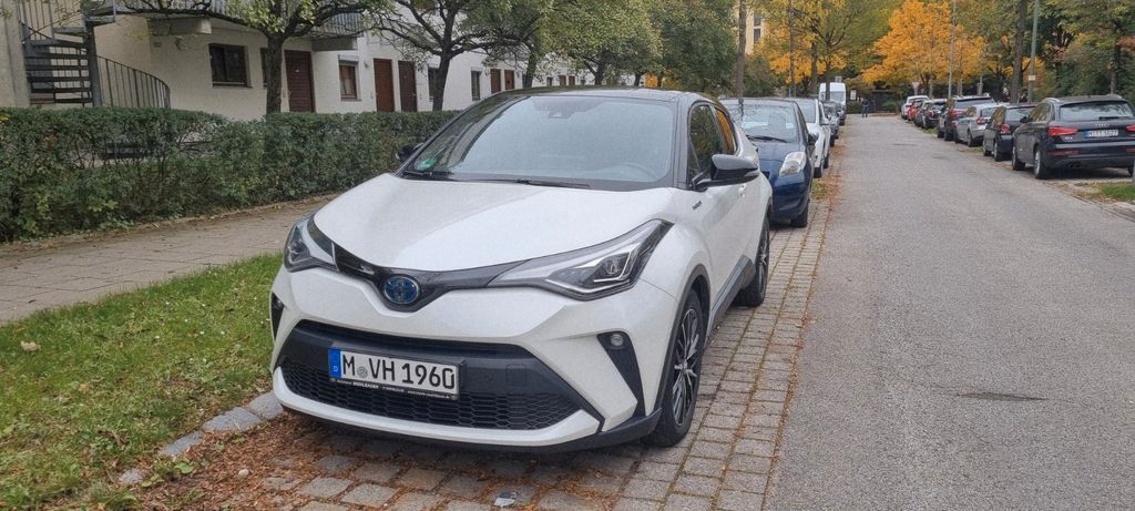 Toyota C-HR 58.500 km 25.500 € München 81739