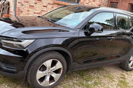 Volvo XC40 174.800 km 17.000 &euro; Waren 17192