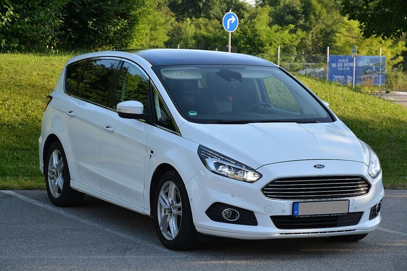 Ford S-Max 159.898 km 14.999 € Bruckmühl 83052