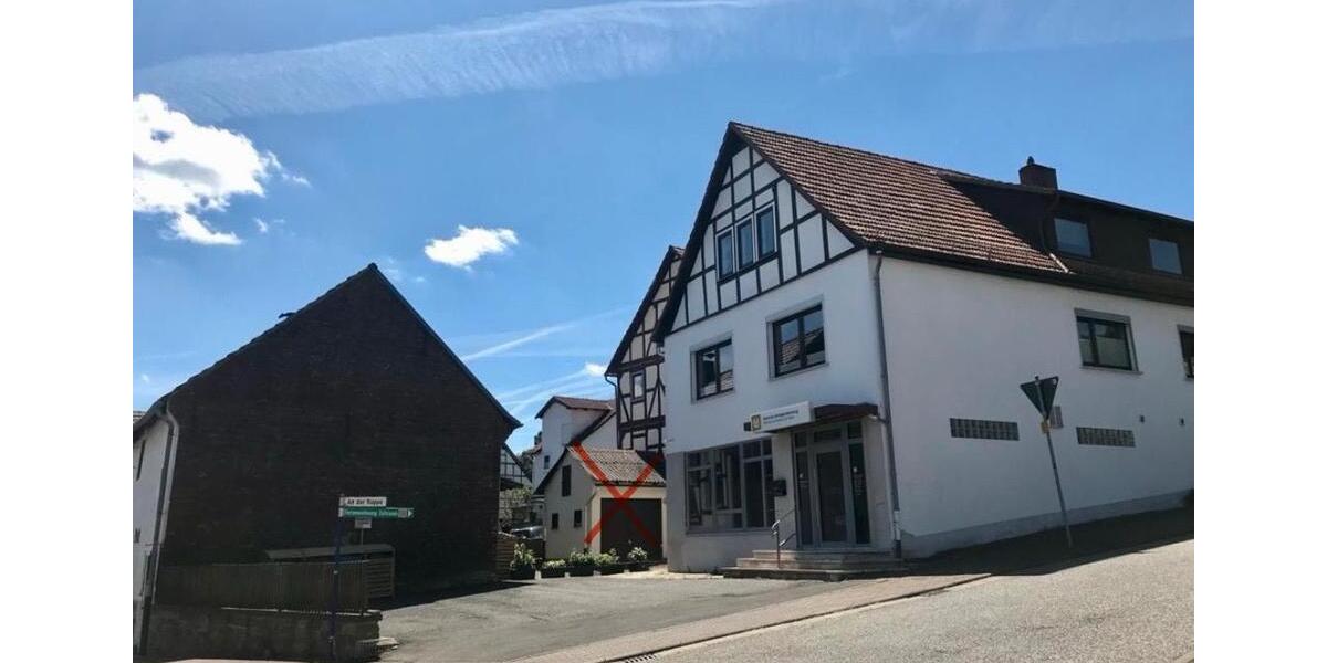 Einfamilienhaus Bad Wildungen - 8 Zimmer, 226 m&sup2;, 199.000&euro; | Angebot:26857853