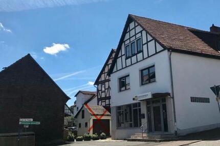Haus Bad Wildungen - 8 Zimmer, 226 m&sup2;, 199.000&euro; | Angebot:26857853
