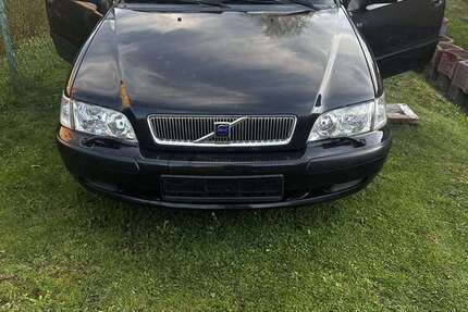 Volvo V40 260.000 km 500 &euro; Wokuhl-Dabelow 17237