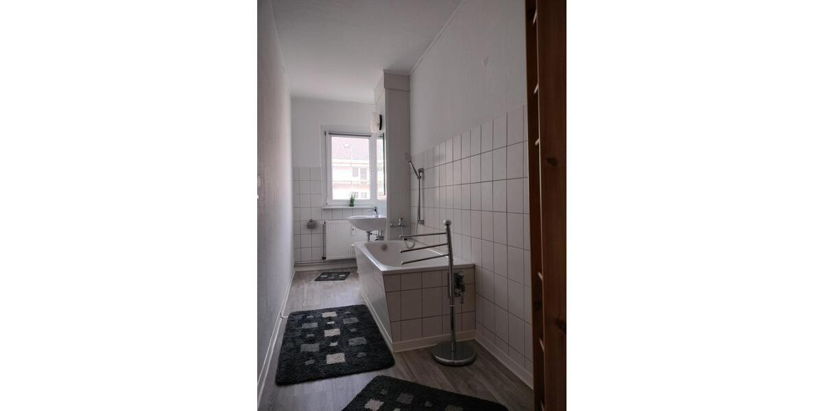 Etagenwohnung Franzburg - 3 Zimmer, 69 m&sup2;, 448&euro; | Angebot:26480600