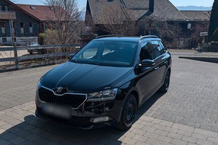 Skoda Fabia 68.600 km 10.800 &euro; Waltenhofen 87448